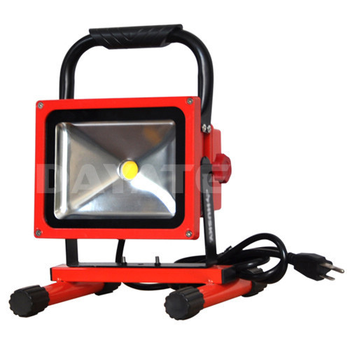 Lampada da lavoro LED portatile compatta da 30 W